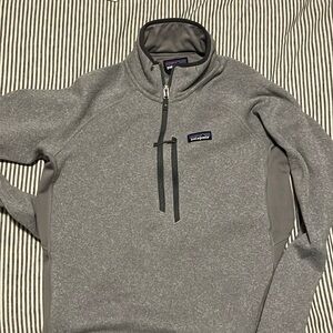 Patagonia Quarter Zip - L Gray